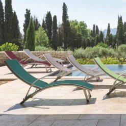 Transat Samba Pliable Et Empilable Bordeaux Hespéride 18 Transat Samba Pliable Et Empilable Bordeaux Hespéride -Promos Jardin Meubles Boutique transat samba bordeaux hesperide 6