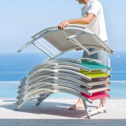 Transat Samba Pliable Et Empilable émeraude Hespéride -Promos Jardin Meubles Boutique transat samba pliable et empilable coloris emeraude hesperide 7